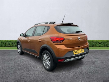 Used Dacia Sandero Stepway 2022 for sale - 77023447: Photo