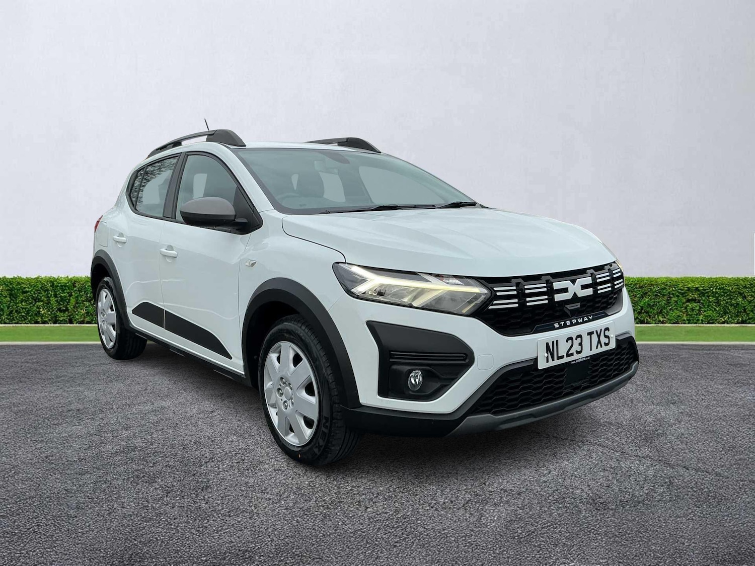 Used Dacia Sandero 2023 for sale - 76809424: Photo 1