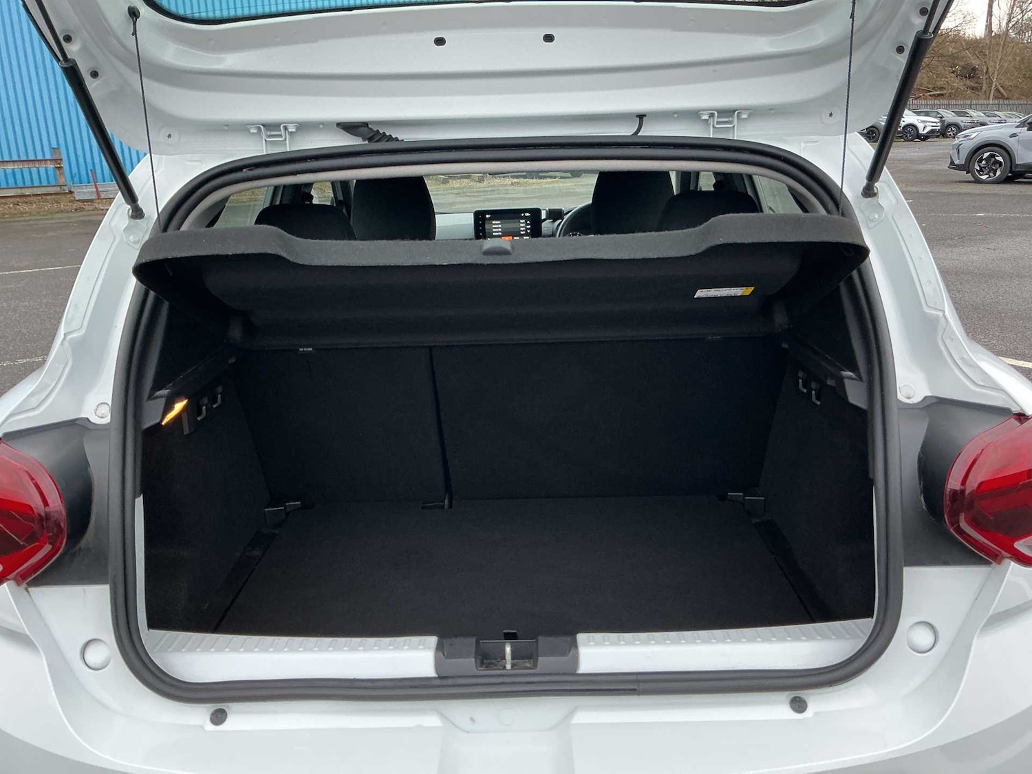 Used Dacia Sandero 2023 for sale - 76809424: Photo 16