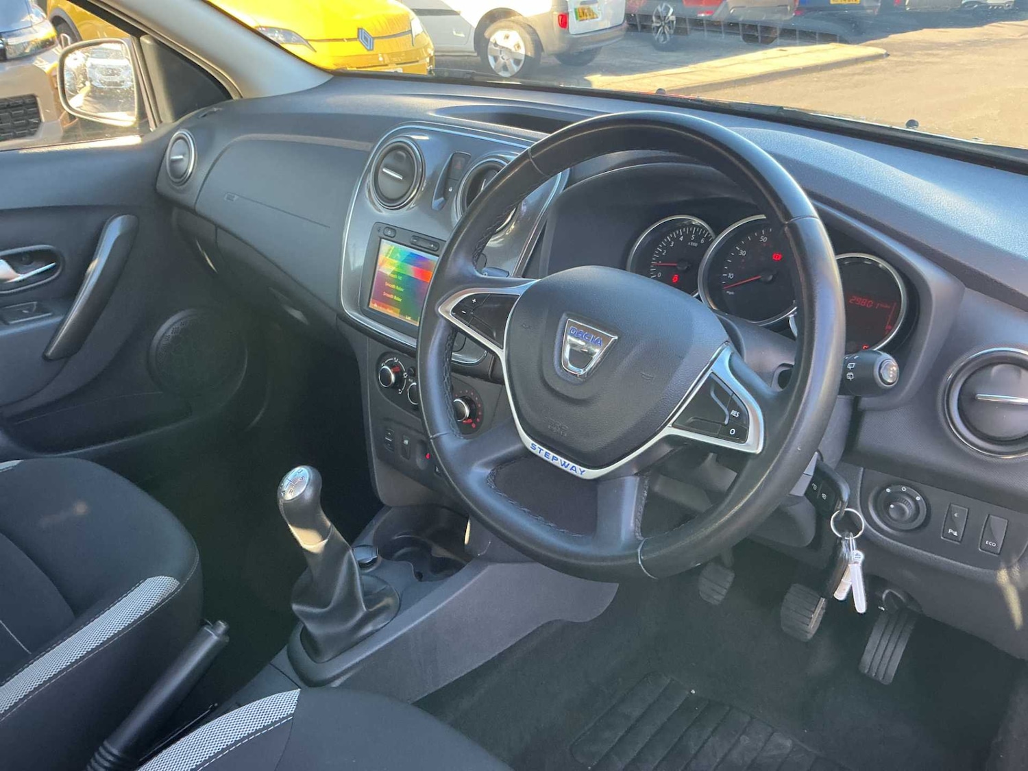 Used Dacia Sandero Stepway 2020 for sale - 76340603: Photo 14