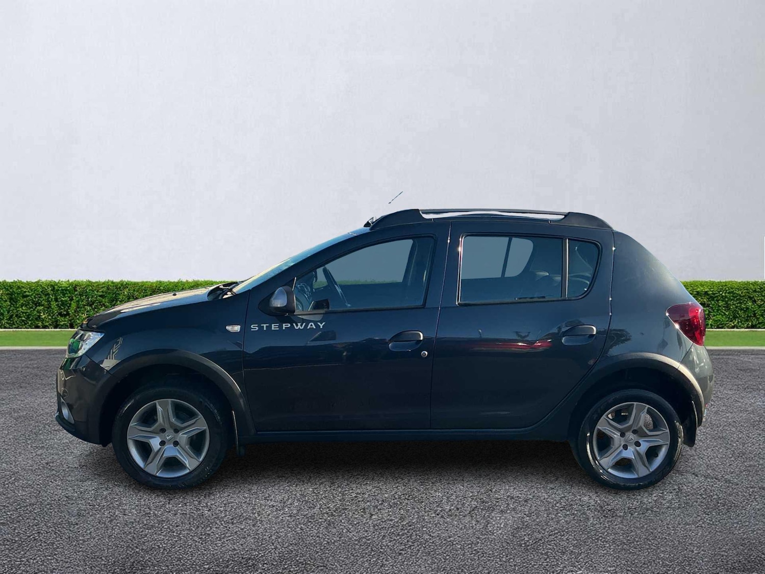 Used Dacia Sandero Stepway 2020 for sale - 76340603: Photo 18
