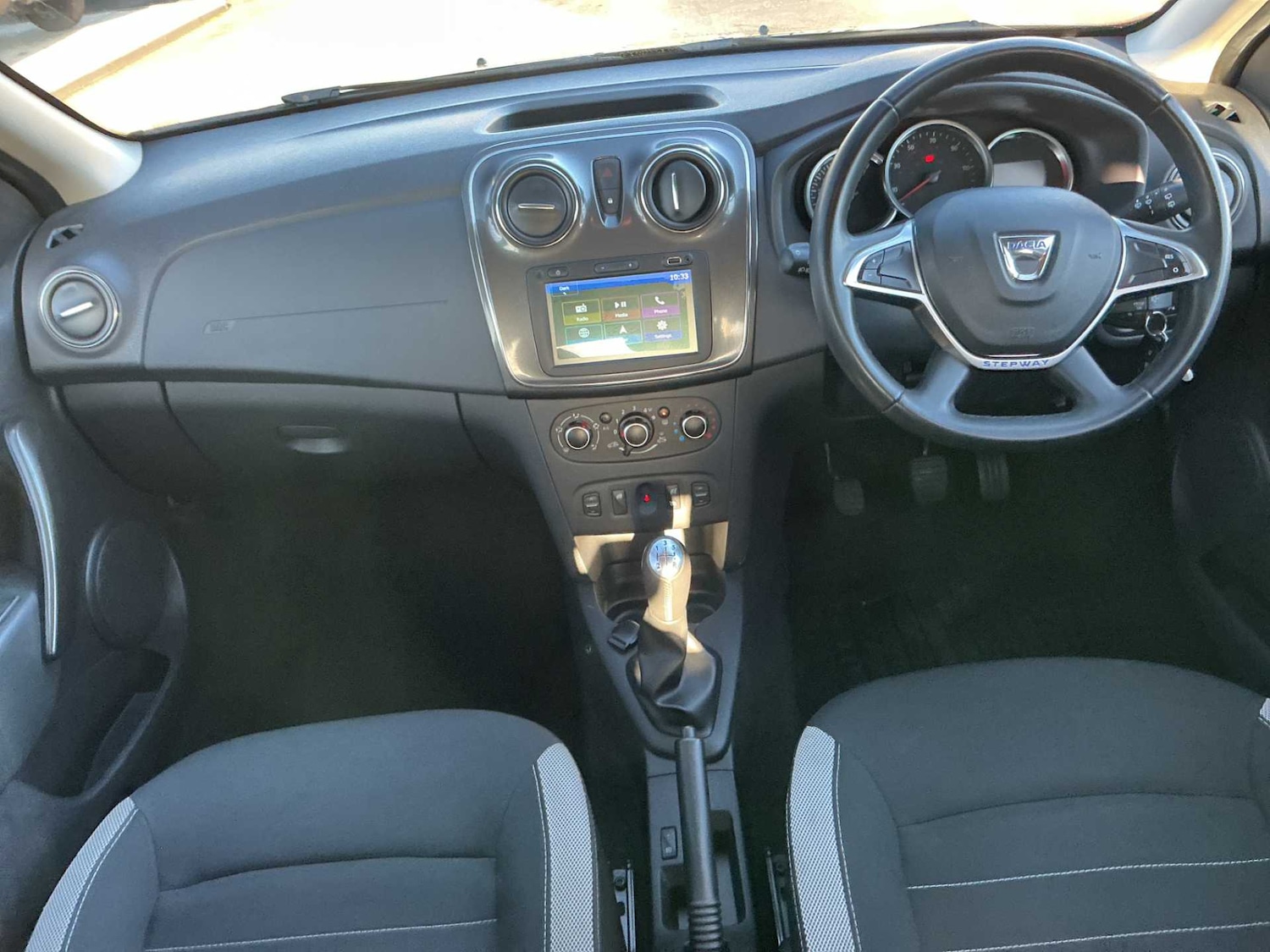 Used Dacia Sandero Stepway 2020 for sale - 76340603: Photo 8