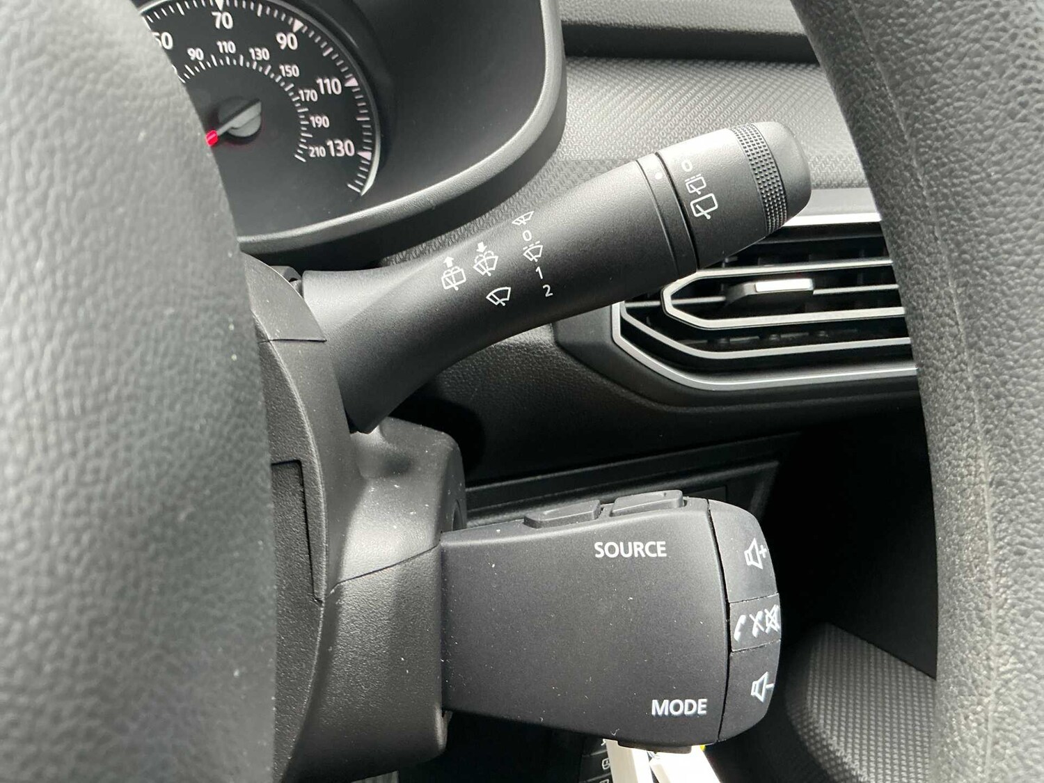 Used Dacia Sandero 2023 for sale - 78196077: Photo 26