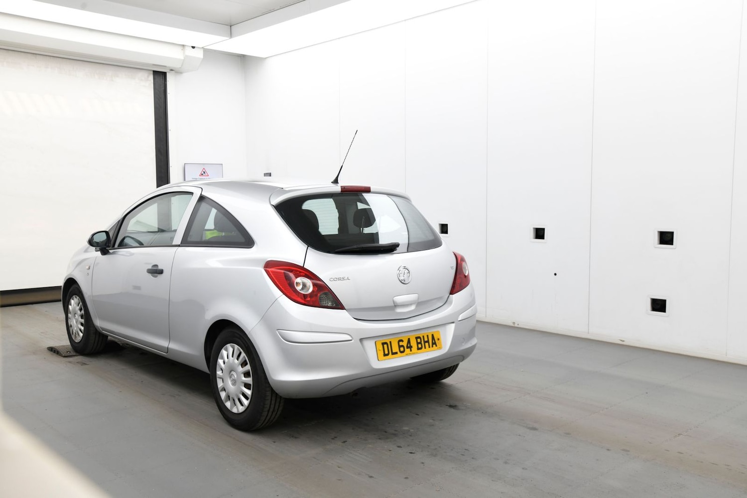 Used Vauxhall Corsa 2015 for sale - 76459224: Photo 5