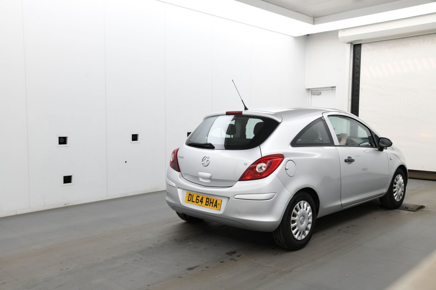Used Vauxhall Corsa 2015 for sale - 76459224: Photo 6