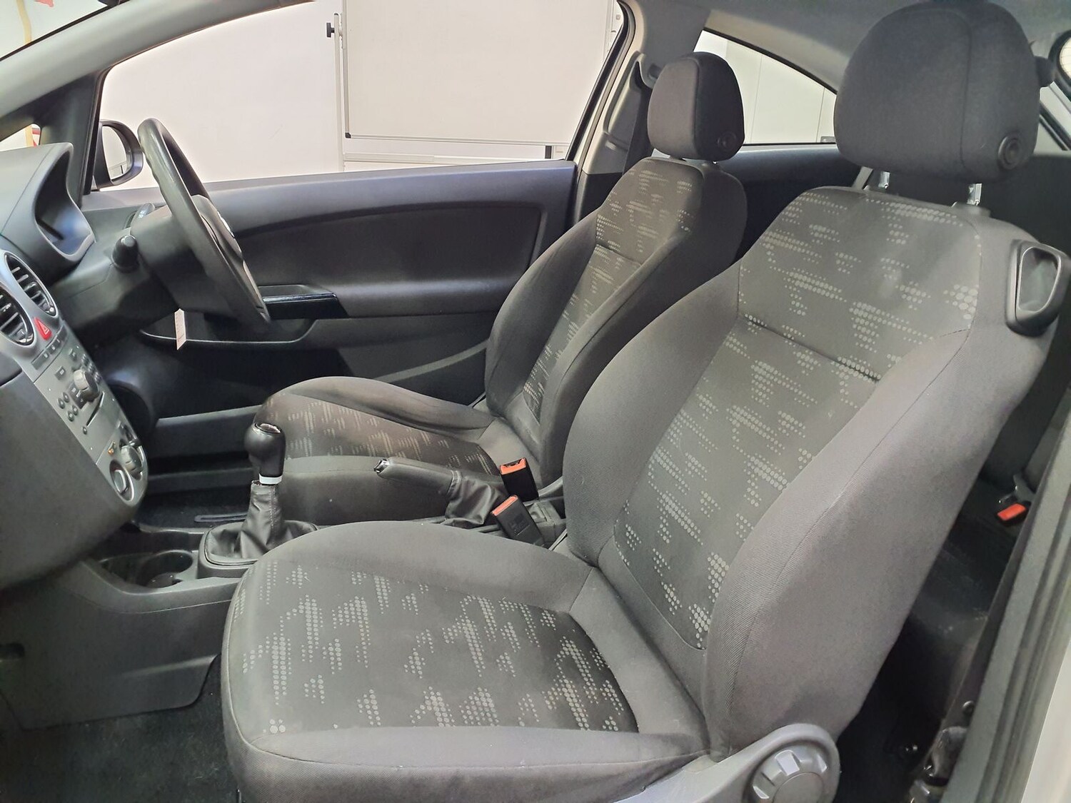 Used Vauxhall Corsa 2015 for sale - 76459224: Photo 8