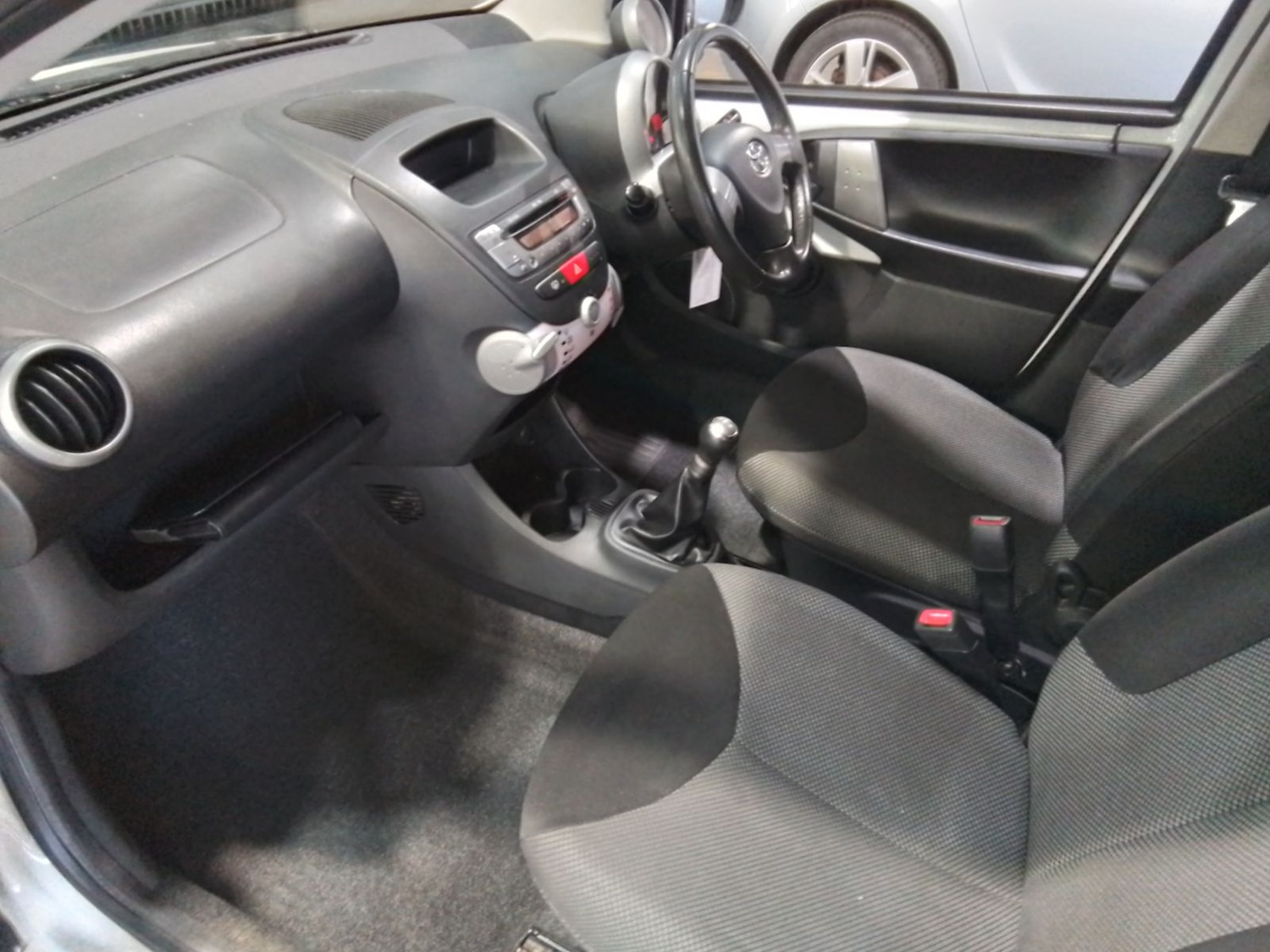 Used Toyota AYGO 2012 for sale - 76459233: Photo 11