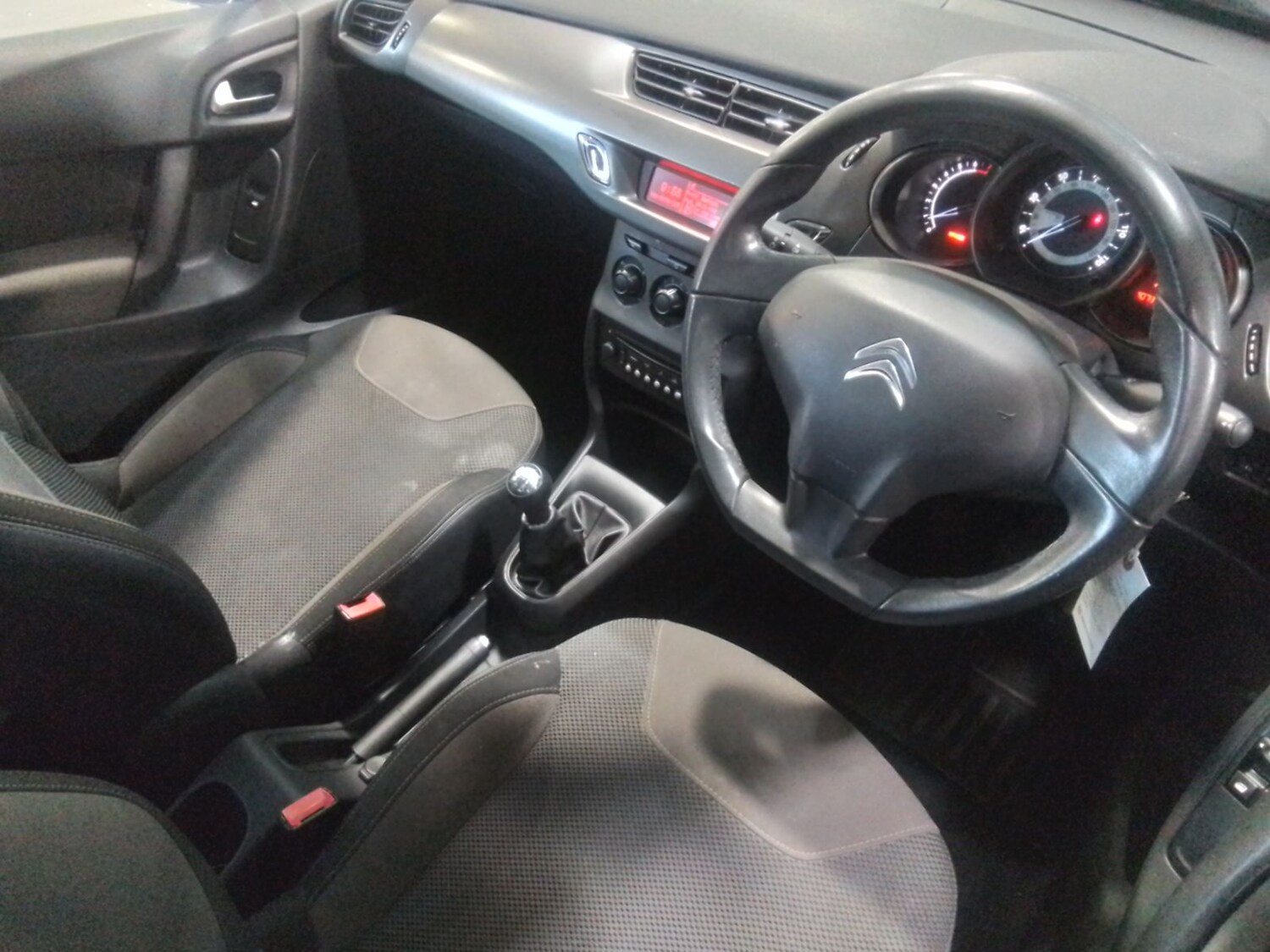 Used Citroen C3 2015 for sale - 76459254: Photo 10