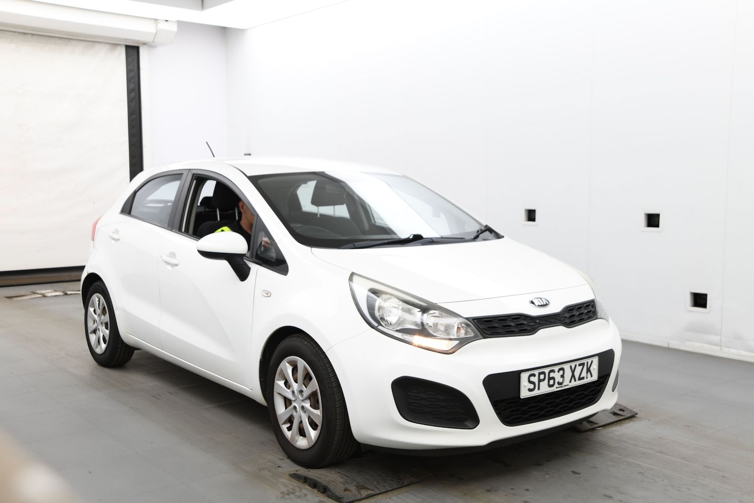 Used Kia Rio 2013 for sale - 76459231: Photo 4