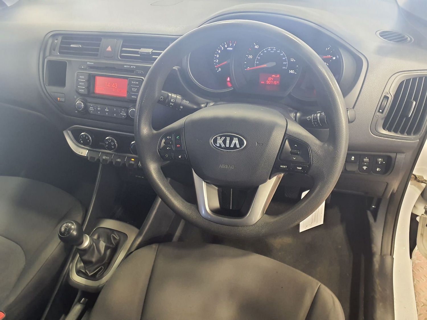 Used Kia Rio 2013 for sale - 76459231: Photo 9