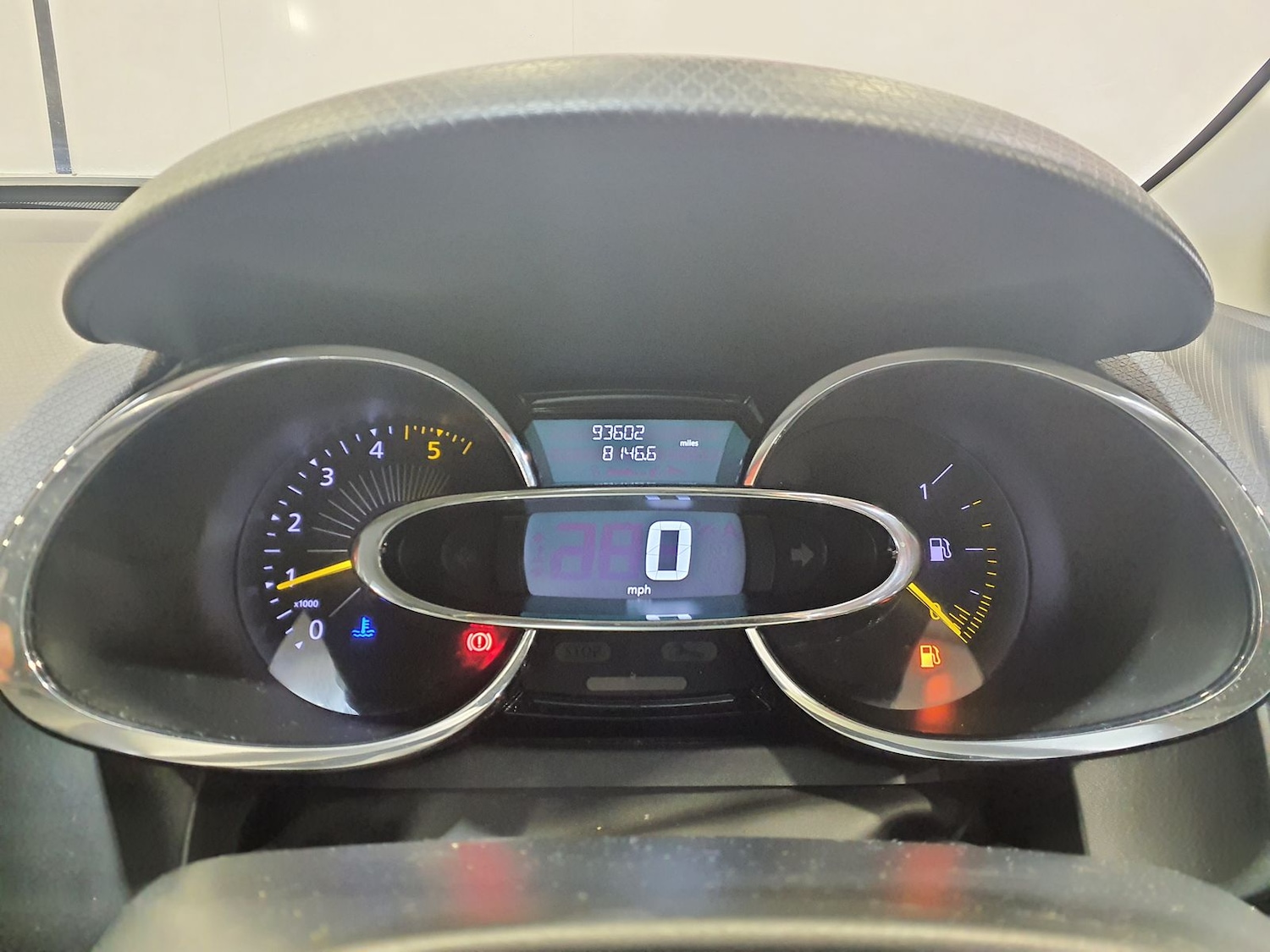 Used Renault Clio 2014 for sale - 76736811: Photo 8