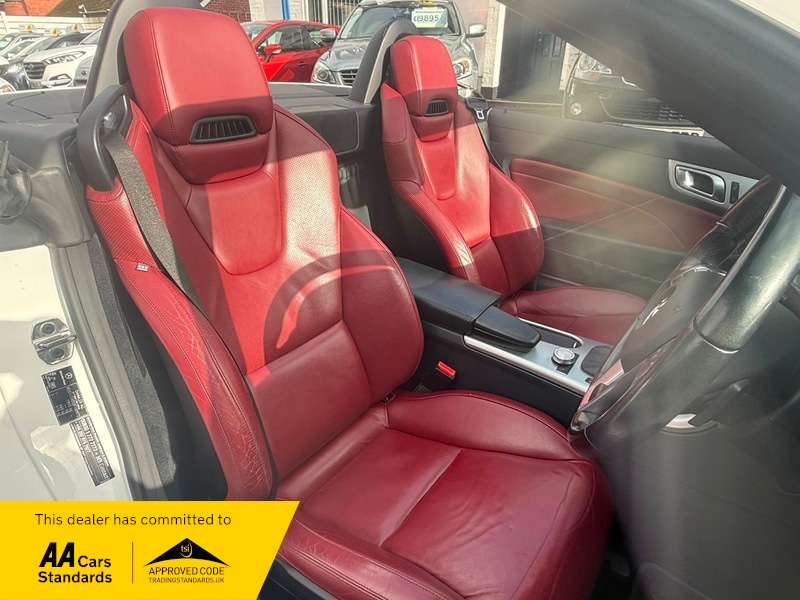 Used Mercedes-Benz SLK 2014 for sale - 76751559: Photo 11