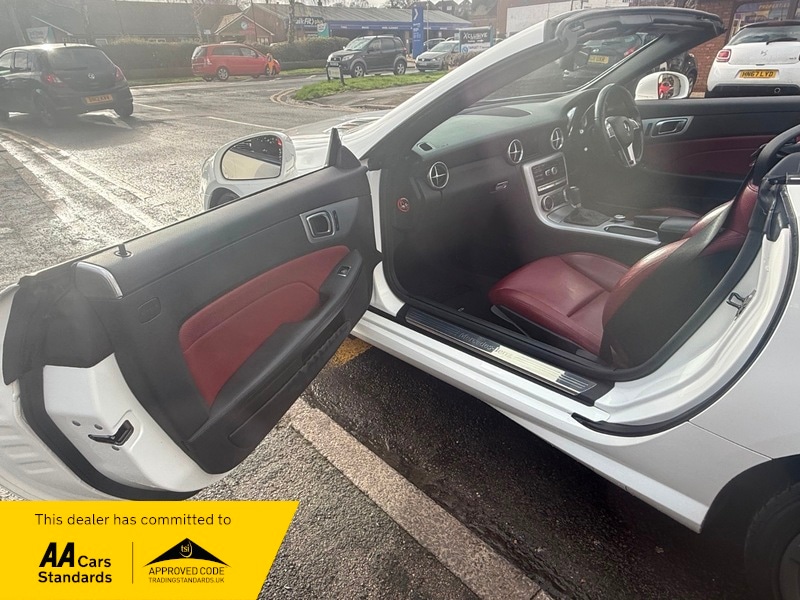 Used Mercedes-Benz SLK 2014 for sale - 76751559: Photo 15