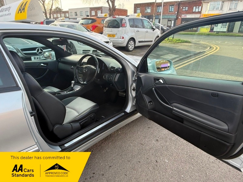 Used Mercedes-Benz CLC Class 2009 for sale - 77584201: Photo 9