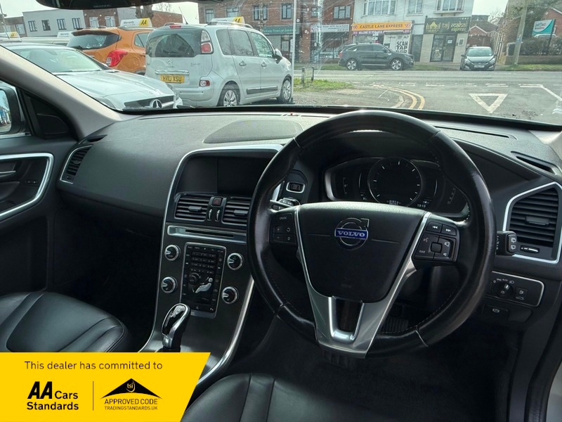 Used Volvo XC60 2015 for sale - 77584191: Photo 10