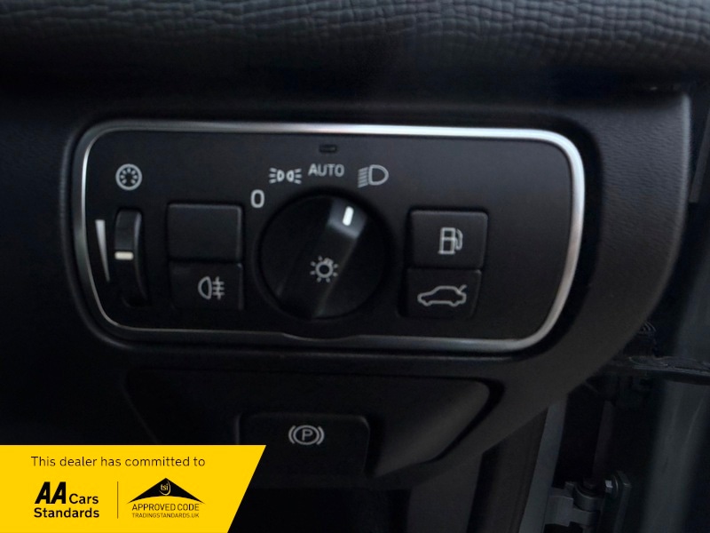 Used Volvo XC60 2015 for sale - 77584191: Photo 12