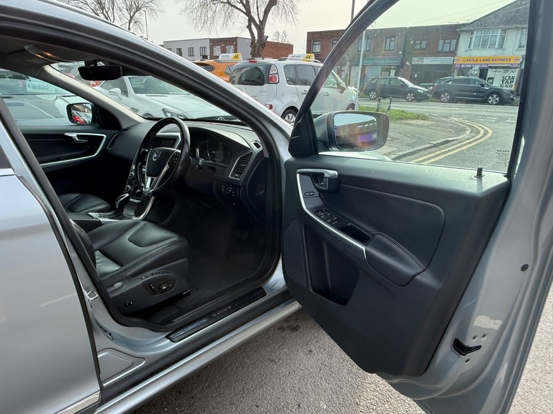 Used Volvo XC60 2015 for sale - 77584191: Photo 9