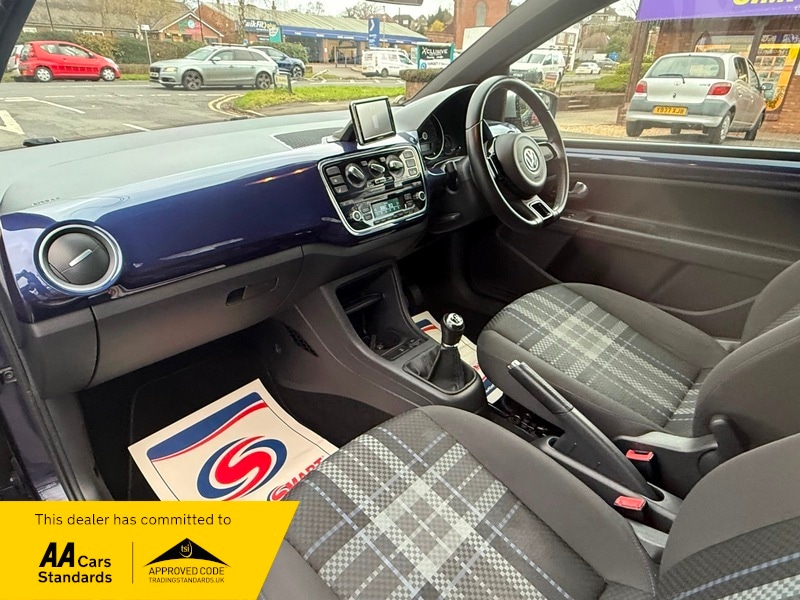 Used Volkswagen up! 2015 for sale - 76934974: Photo 13