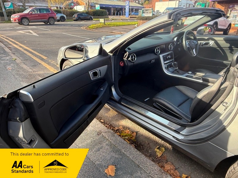 Used Mercedes-Benz SLK 2011 for sale - 77213187: Photo 14