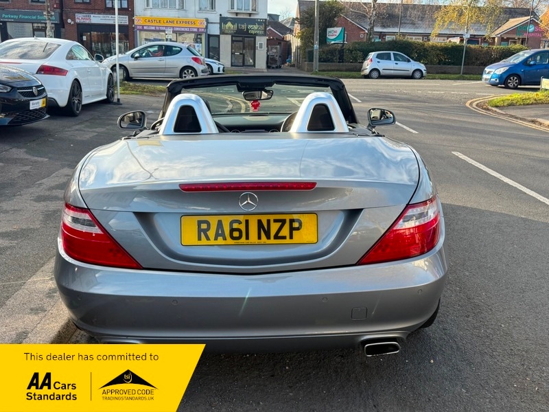 Used Mercedes-Benz SLK 2011 for sale - 77213187: Photo 7
