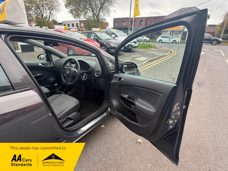 Used Vauxhall Corsa 2015 for sale - 76439688: Photo 9