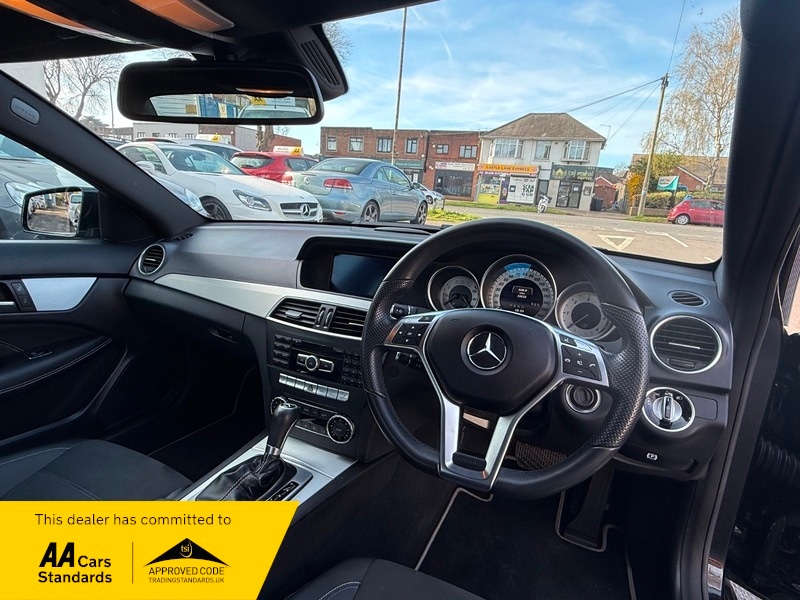 Used Mercedes-Benz C Class 2015 for sale - 77990281: Photo 10