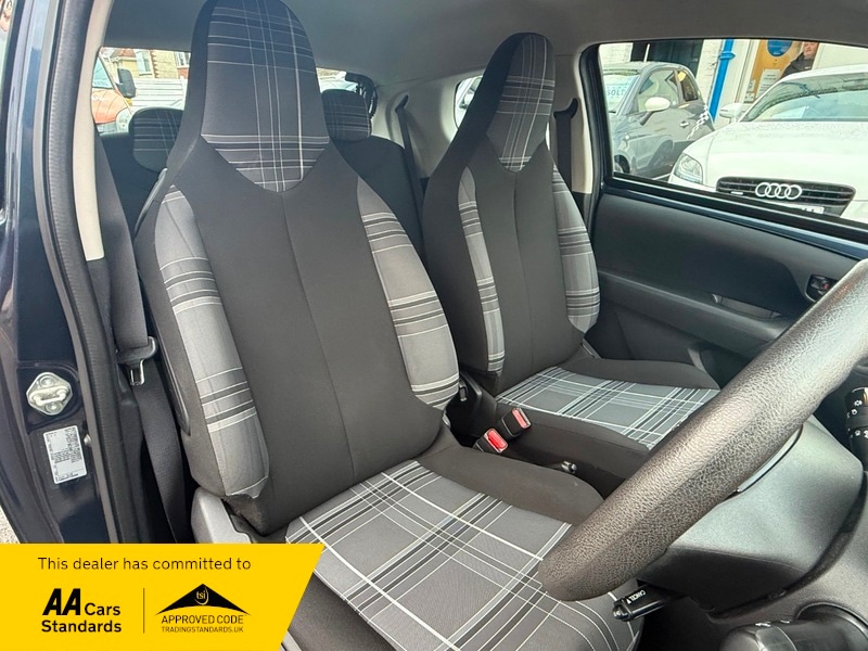 Used Peugeot 108 2017 for sale - 76950899: Photo 13