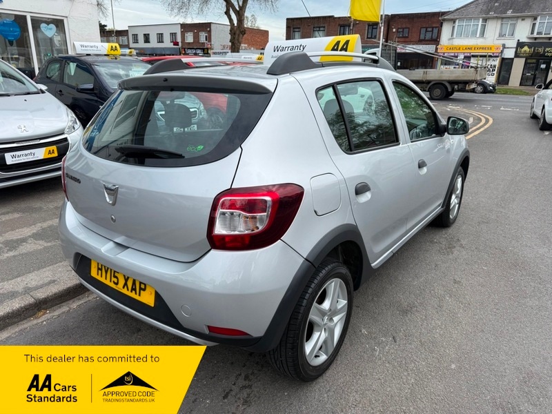 Used Dacia Sandero Stepway 2015 for sale - 78182311: Photo 2