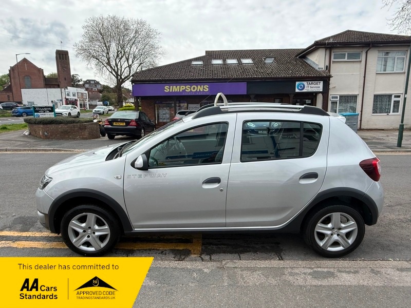 Used Dacia Sandero Stepway 2015 for sale - 78182311: Photo 8