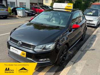 Used Volkswagen Polo 2016 for sale - 74871143: Photo