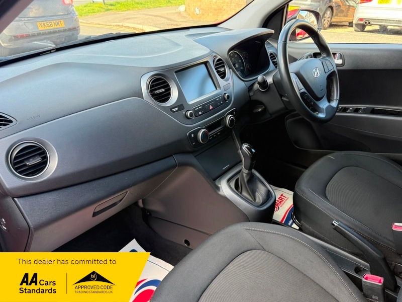 Used Hyundai i10 2019 for sale - 78056819: Photo 11