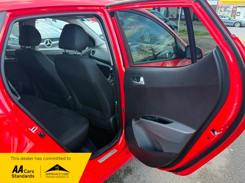 Used Hyundai i10 2019 for sale - 78056819: Photo 16