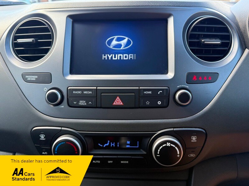 Used Hyundai i10 2019 for sale - 78056819: Photo 20