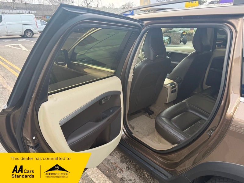 Used Volvo XC70 2024 for sale - 78182305: Photo 19