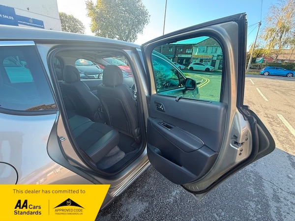 Used Peugeot 3008 2015 for sale - 76178600: Photo 13