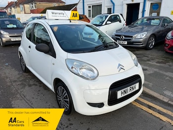 2011 - 1.0i VTR 3dr [AC]