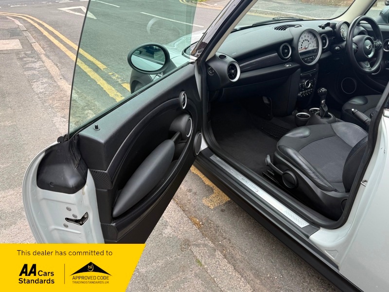 Used MINI Hatch 2013 for sale - 78201342: Photo 15