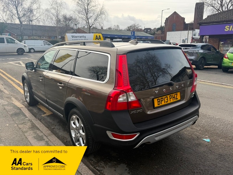 Used Volvo XC70 2024 for sale - 77535612: Photo 3