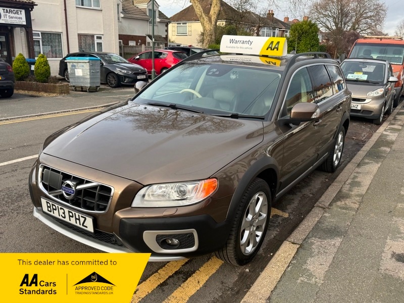 Used Volvo XC70 2024 for sale - 77535612: Photo 4