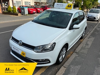 Used Volkswagen Polo 2016 for sale - 78382049: Photo