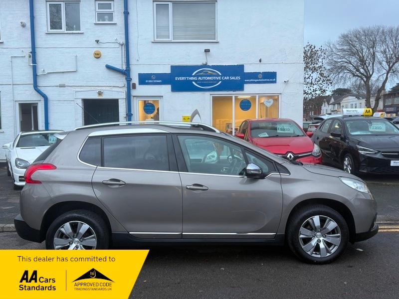 Used Peugeot 2008 2014 for sale - 76934963: Photo 6