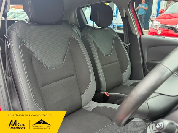 Used Renault Clio 2017 for sale - 75287750: Photo 11