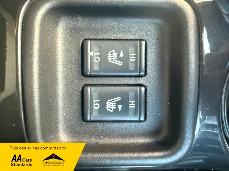 Used Nissan Juke 2014 for sale - 76699085: Photo 21