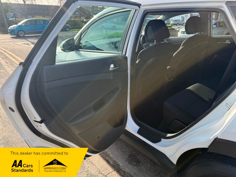 Used Hyundai TUCSON 2017 for sale - 77668101: Photo 15