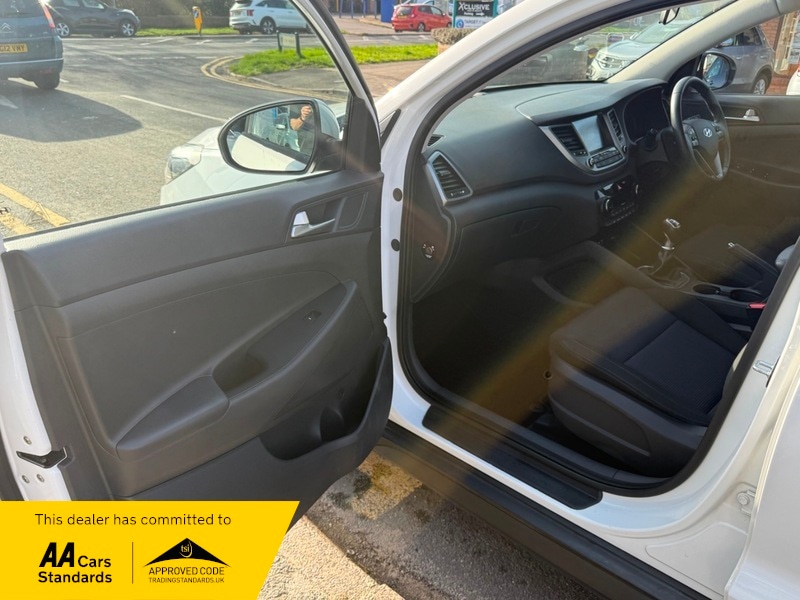 Used Hyundai TUCSON 2017 for sale - 77668101: Photo 17