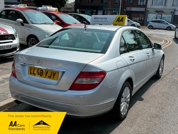 Used Mercedes-Benz C-Class 2009 for sale - 75597464: Photo