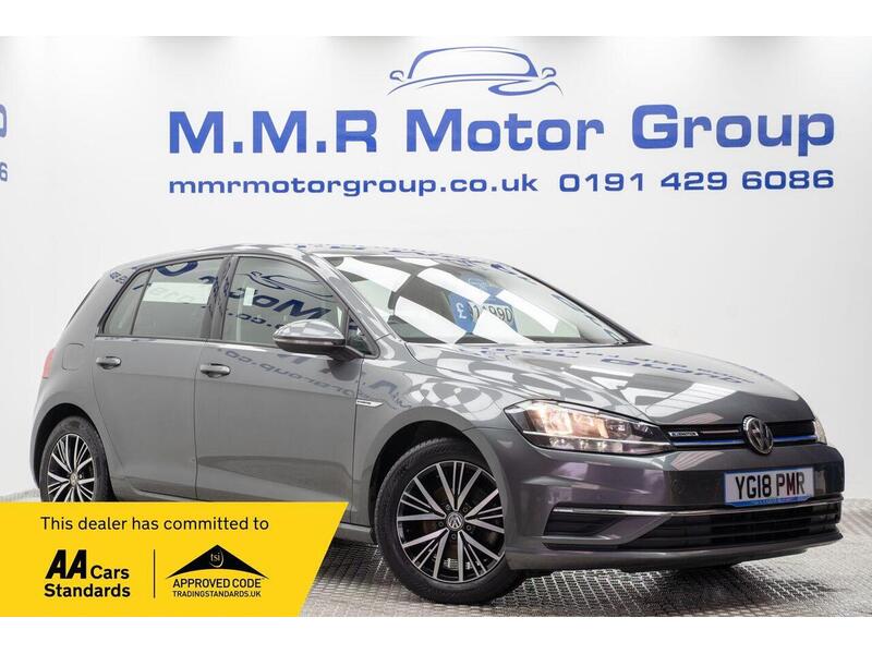 Used Volkswagen Golf 2018 for sale - 76659940: Photo 1