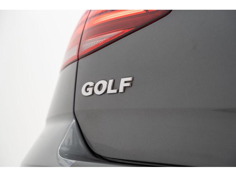 Used Volkswagen Golf 2018 for sale - 76659940: Photo 21