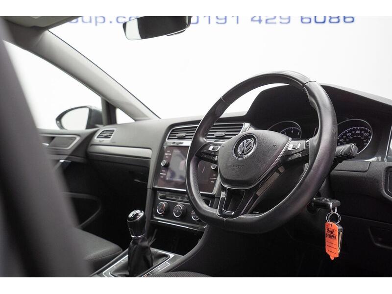Used Volkswagen Golf 2018 for sale - 76659940: Photo 23