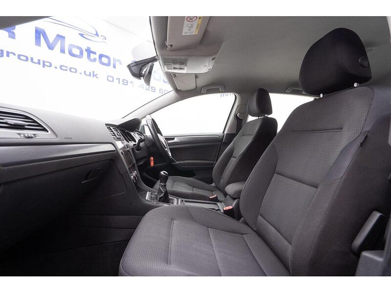 Used Volkswagen Golf 2018 for sale - 76659940: Photo 27